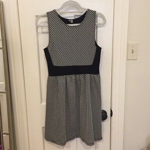 Black & White Polkadot Women’s Dress